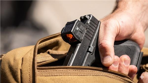 Vortex Defender-CCW Enclosed Solar Red Dot (3 MOA) 